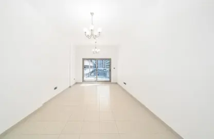 Apartment - 2 Bedrooms - 3 Bathrooms for rent in Al Muraqqabat - Deira - Dubai