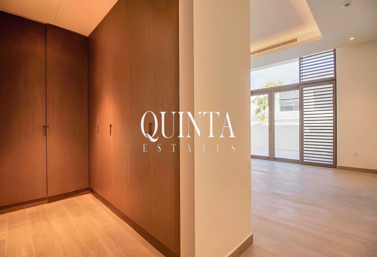 Luxury Villa | Spacious | Ready to Move photo 9