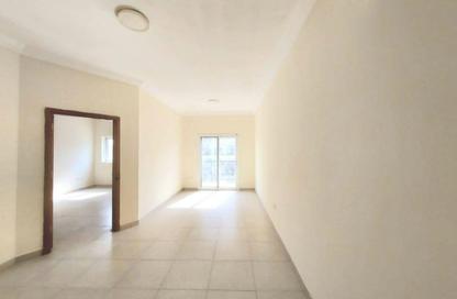 Apartment - 1 Bedroom - 2 Bathrooms for rent in Muwaileh 29 Building - Muwaileh - Sharjah