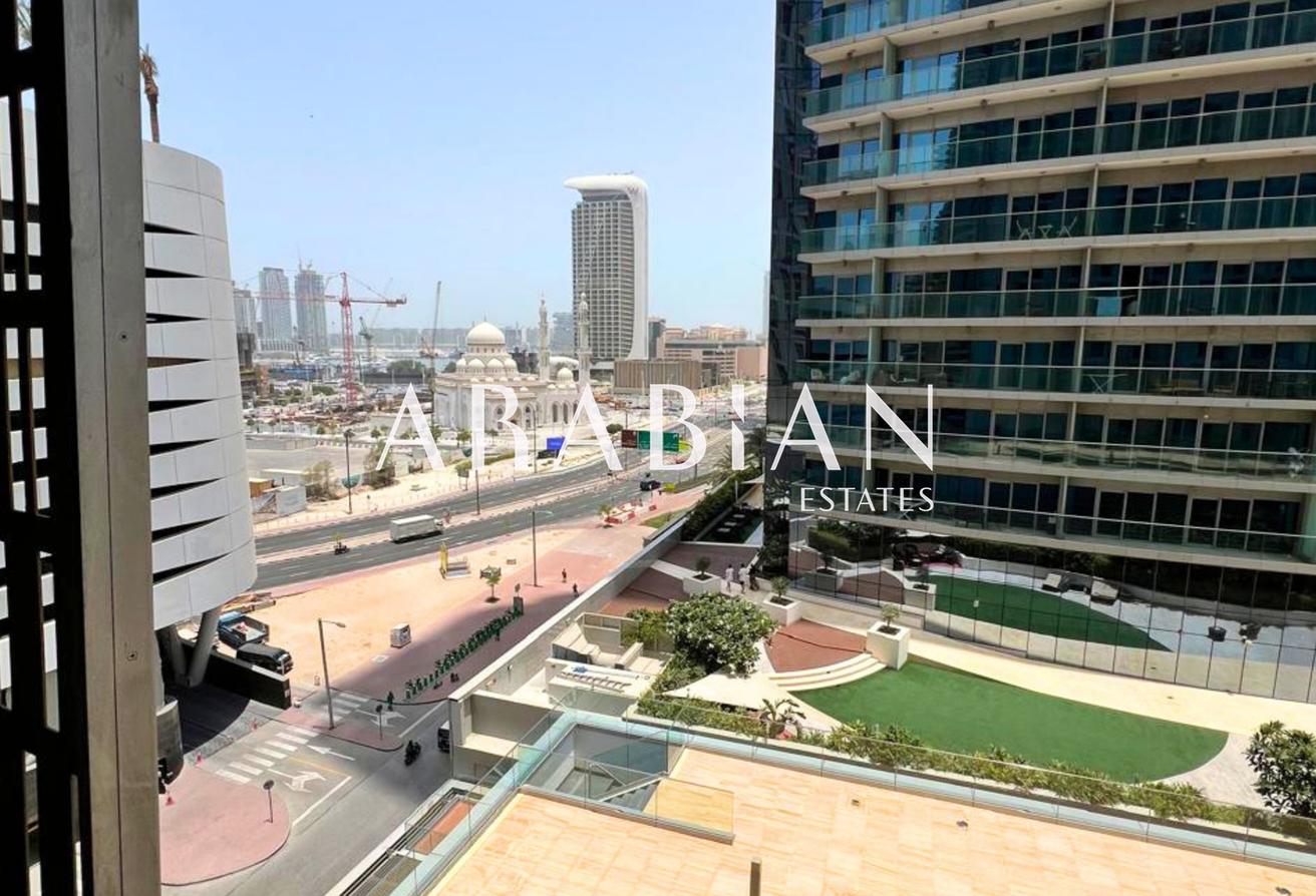 Fully Renovated | Fully Furnished | Marina View photo 24