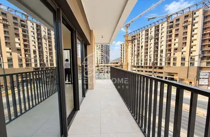 Apartment - 3 Bedrooms - 4 Bathrooms for sale in Aysha Residence - Maryam Island - Al Khan - Sharjah