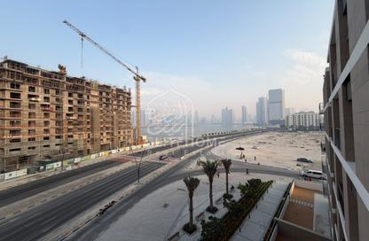 Apartment - 3 - 4 for sale in Aysha Residence - Maryam Island - Al Khan - Sharjah