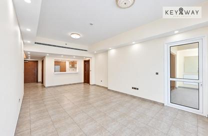 Apartment - 2 - 4 for rent in Marina Residences 3 - Marina Residences - Palm Jumeirah - Dubai