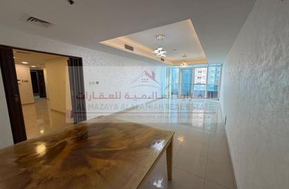 Apartment - 3 - 5 for sale in Beach Tower 2 - Al Khan Lagoon - Al Khan - Sharjah