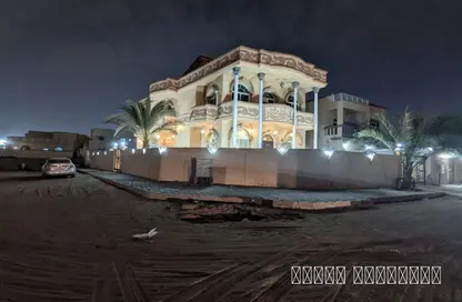 فيلا - 5 غرف نوم - 7 حمامات للايجار في سيتي لايف مول التلة - التله 2 - عجمان