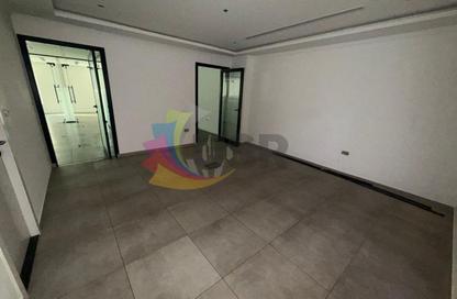 Office Space - Studio - 1 Bathroom for rent in Oud Metha - Bur Dubai - Dubai