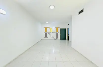 شقة - غرفة نوم - 2 حمامات للايجار في مبنى منخول - منخول - بر دبي - دبي