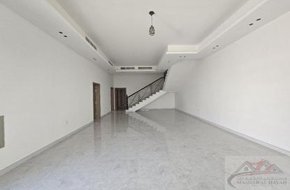 Villa - 5 - 7 for rent in Hoshi 1 - Hoshi - Al Badie - Sharjah
