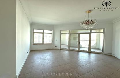 Apartment - 3 - 3 for rent in Al Tamr - Shoreline Apartments - Palm Jumeirah - Dubai
