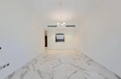 شقة - غرفة نوم - 2 حمامات للايجار في ارت اكس اي في - الخليج التجاري - دبي