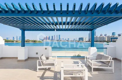 Villa - 5 Bedrooms - 5 Bathrooms for sale in Palma Residences - Palm Jumeirah - Dubai