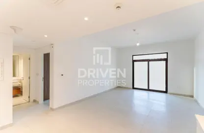 شقة - غرفة نوم - 2 حمامات للايجار في جديل 2 - مدينة جميرا ليفينج - أم سقيم - دبي