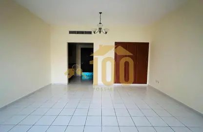 Apartment - Studio - 1 Bathroom for rent in Building P19 - France Cluster - International City - Dubai