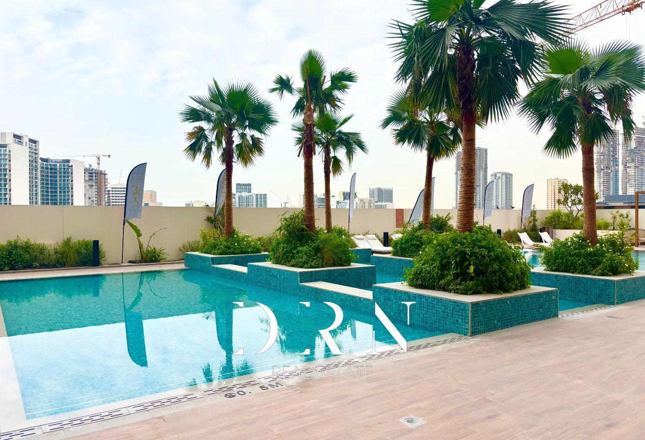 Elegant Studio | Upgraded | Furnished | Vacant photo 26