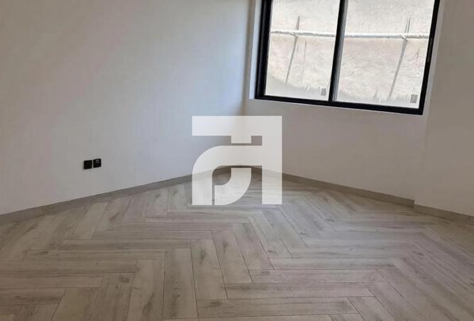 84906430 - صورة العقار 2