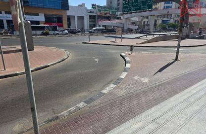 Shop - Studio - 1 for rent in Port Saeed Building - Port Saeed - Deira - Dubai
