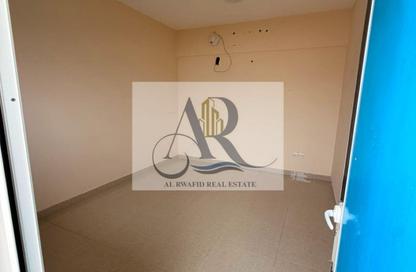 Labor Camp - Studio - 7+ Bathrooms for rent in Industrial Area 5 - Sharjah Industrial Area - Sharjah