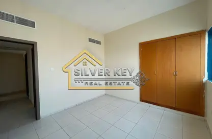 شقة - 2 غرف نوم - 2 حمامات للايجار في ميدان الرولة - منطقة الرولة - الشارقة