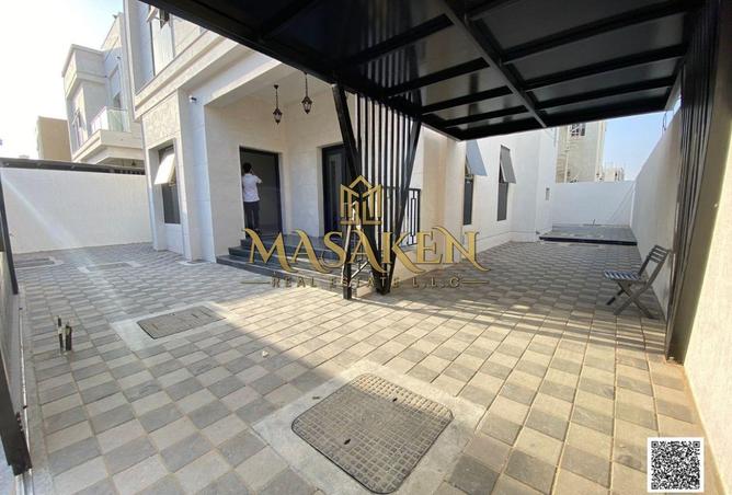 69500093 - Property Image 2