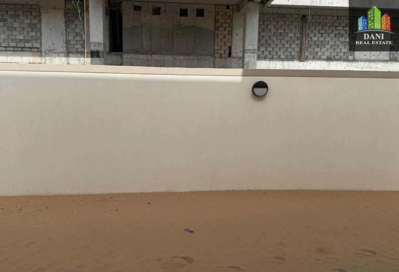 89183113 - Property Main Image
