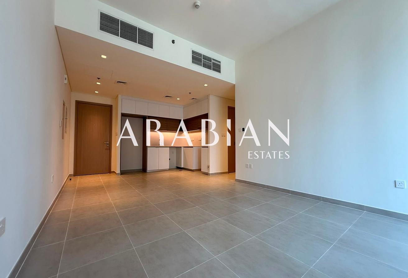 High-Floor 2BR Apartment | Community View | Vacant photo 2