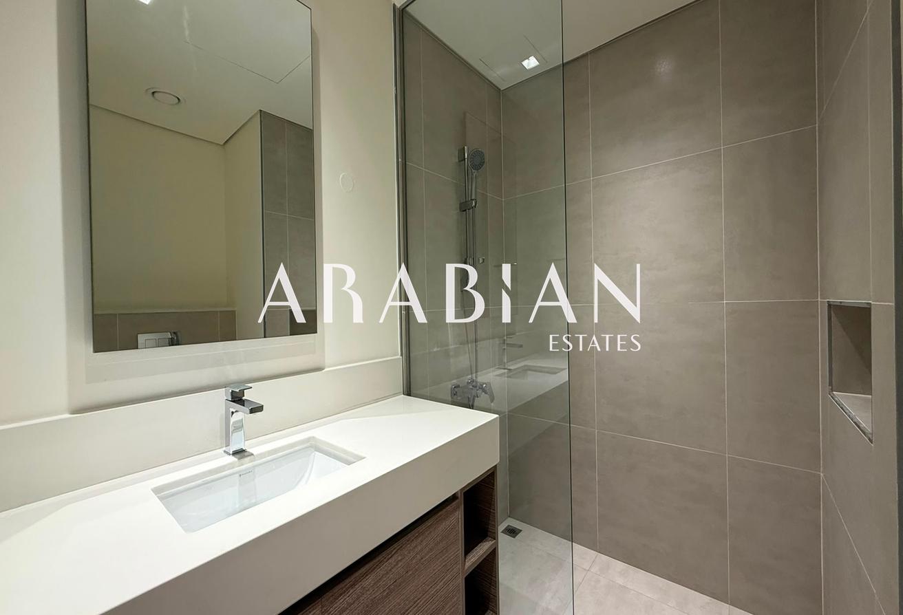High-Floor 2BR Apartment | Community View | Vacant photo 10