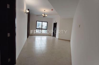 Apartment - Studio - 1 Bathroom for rent in Al Shafar Tower 2 - Al Shafar Tower - Barsha Heights (Tecom) - Dubai