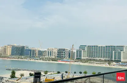 Apartment - 1 Bedroom - 2 Bathrooms for rent in Palace Beach Residence Tower 2 - Palace Beach Residence - EMAAR Beachfront - Dubai Harbour - Dubai