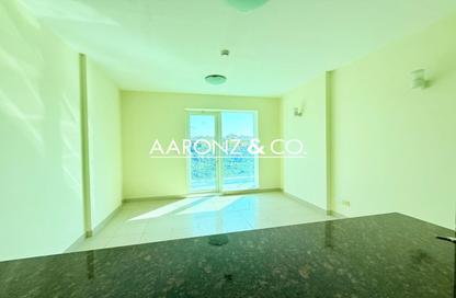Apartment - 1 Bedroom - 2 Bathrooms for sale in Cricket Tower - Dubai Sports City - Dubai
