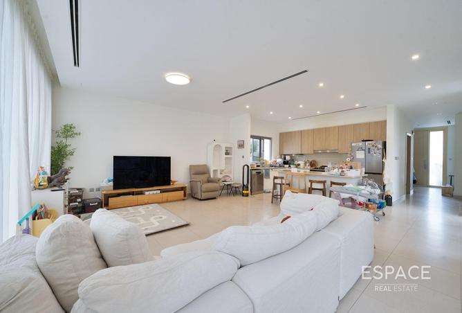 73112775 - Property Image 2