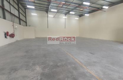 Warehouse - Studio - 1 Bathroom for rent in Dubai Investment Park 1 (DIP 1) - Dubai Investment Park (DIP) - Dubai