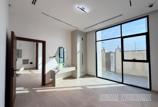 71127348 - صورة العقار 3