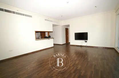 Apartment - 2 Bedrooms - 2 Bathrooms for rent in Shemara Tower - Marina Promenade - Dubai Marina - Dubai