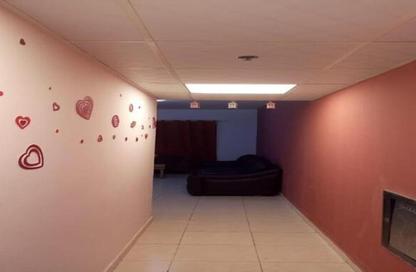 Apartment - 3 Bedrooms - 3 Bathrooms for rent in Al Rumailah 2 - Al Rumaila - Ajman