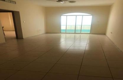 Apartment - 3 Bedrooms - 3 Bathrooms for rent in Al Rumailah 2 - Al Rumaila - Ajman