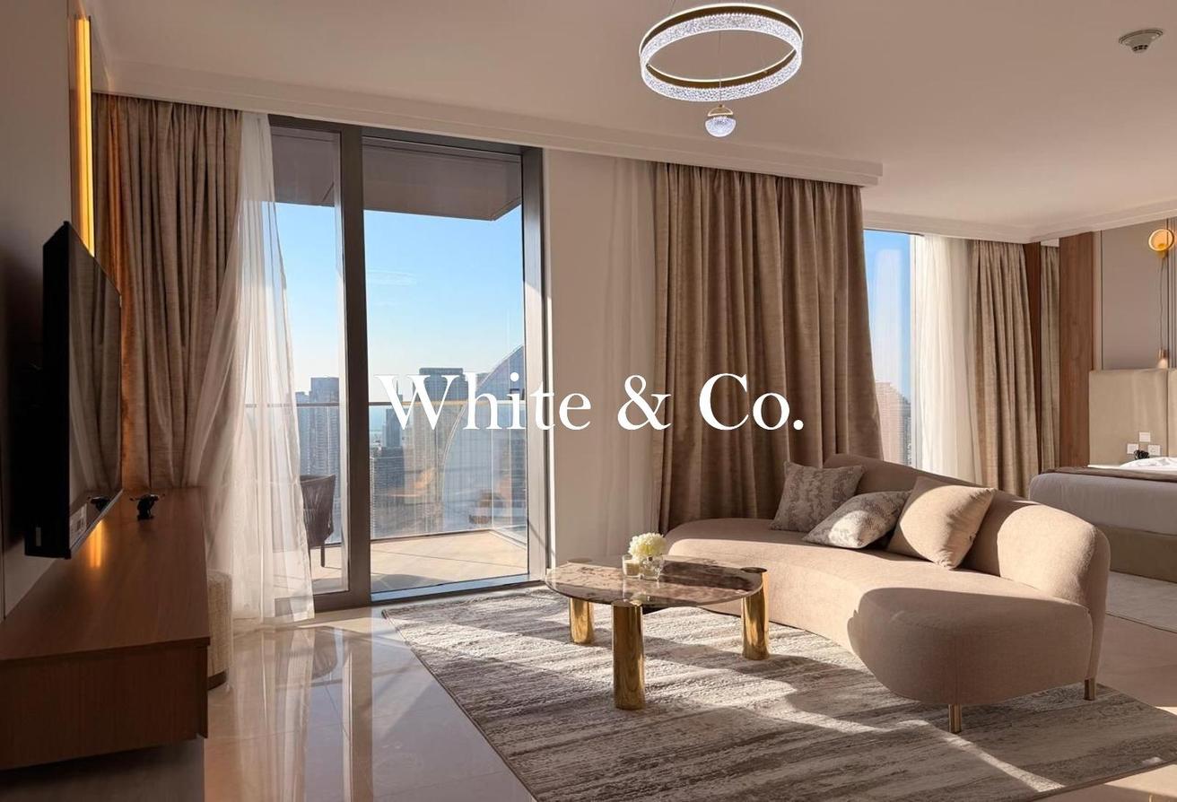 Luxury Penthouse | Burj views | Furnished photo 11