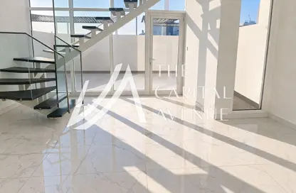 شقة - 2 غرف نوم - 3 حمامات للايجار في الواحة 2 - مساكن الواحه - مدينة مصدر - أبوظبي