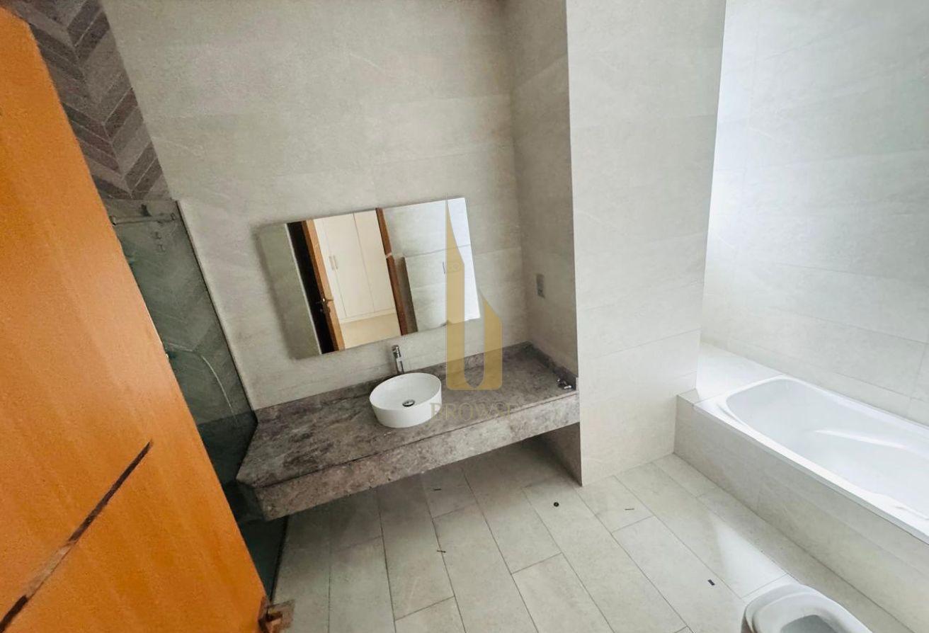 Independent Villa l Majilis + 5BR + Service Block photo 24