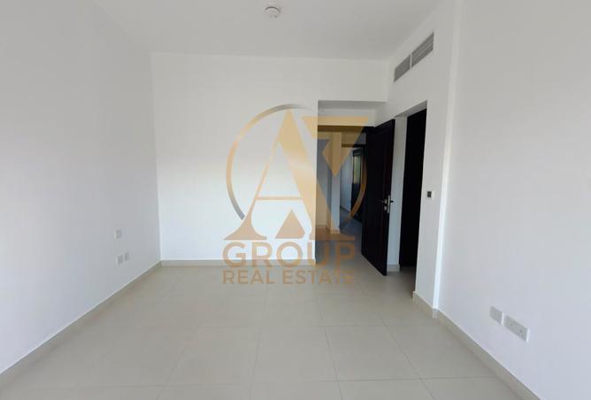 3BR + Maid Villa | Private Garden | Bella Casa photo 3