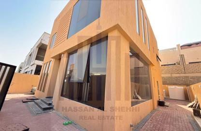 Villa - 4 Bedrooms - 5 Bathrooms for sale in Al Hooshi Villas - Hoshi - Al Badie - Sharjah Villa - 4 Bedrooms - 5 Bathrooms for sale in Al Hooshi Villas - Hoshi - Al Badie - Sharjah