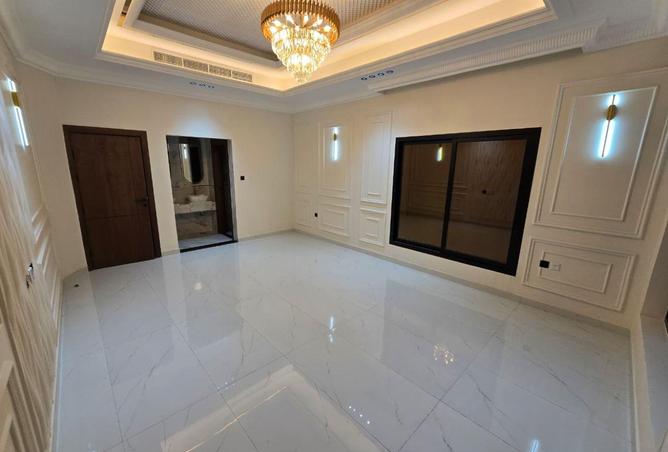 74232696 - Property Image 3