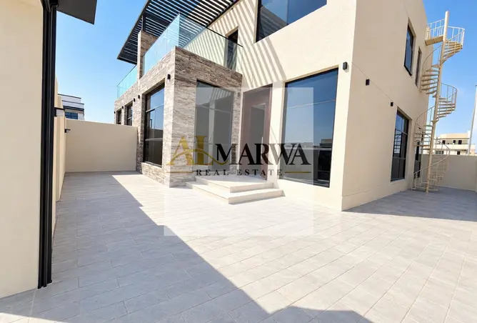 155567822 - Property Image 2