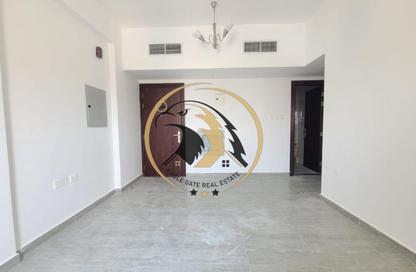 Apartment - 1 - 1 for rent in Fire Station Road - Muwaileh - Sharjah Apartment - 1 - 1 for rent in Fire Station Road - Muwaileh - Sharjah