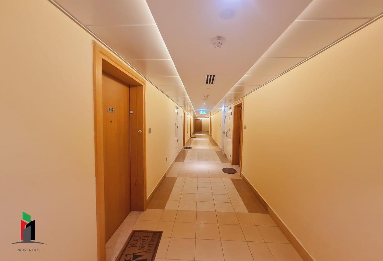 SPACIOUS STUDIO | AVAILABLE 1ST OCT |FURNISHED photo 9