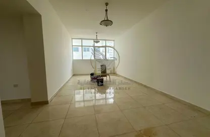Apartment - 2 Bedrooms - 3 Bathrooms for rent in Al Majaz 2 - Al Majaz - Sharjah