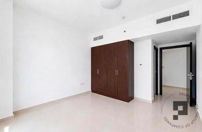 Apartment - 2 - 4 for rent in Al Heera Tower - Al Majaz 1 - Al Majaz - Sharjah