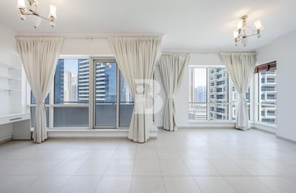 Apartment - 1 Bedroom - 2 Bathrooms for rent in Al Majara 1 - Al Majara Towers - Dubai Marina - Dubai