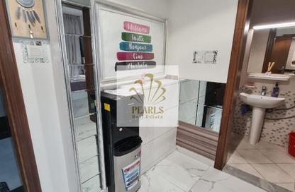 Apartment - 1 Bedroom - 2 Bathrooms for rent in Oasis Tower - Al Rashidiya 1 - Al Rashidiya - Ajman Apartment - 1 Bedroom - 2 Bathrooms for rent in Oasis Tower - Al Rashidiya 1 - Al Rashidiya - Ajman