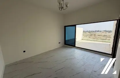 فيلا - 4 غرف نوم - 5 حمامات للايجار في الحقول - المنطقة 11 - مدينة الشيخ محمد بن راشد - دبي