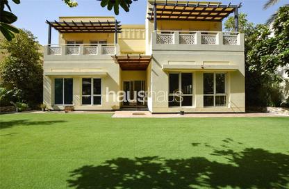 Villa - 4 Bedrooms - 5 Bathrooms for sale in Meadows 6 - Meadows - Dubai